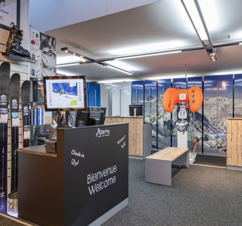 Kids Skis (Ages 3–6) – Beginner