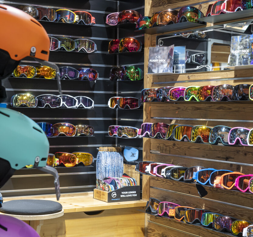 Adult Skis – Beginner (Bronze Category)